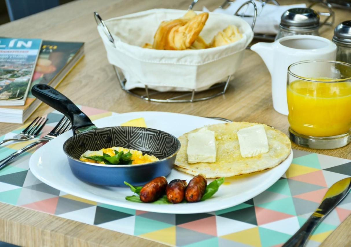 Botanica Casa Hotel 메딜린 외부 사진