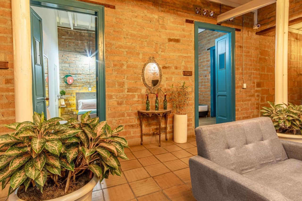 Botanica Casa Hotel 메딜린 외부 사진