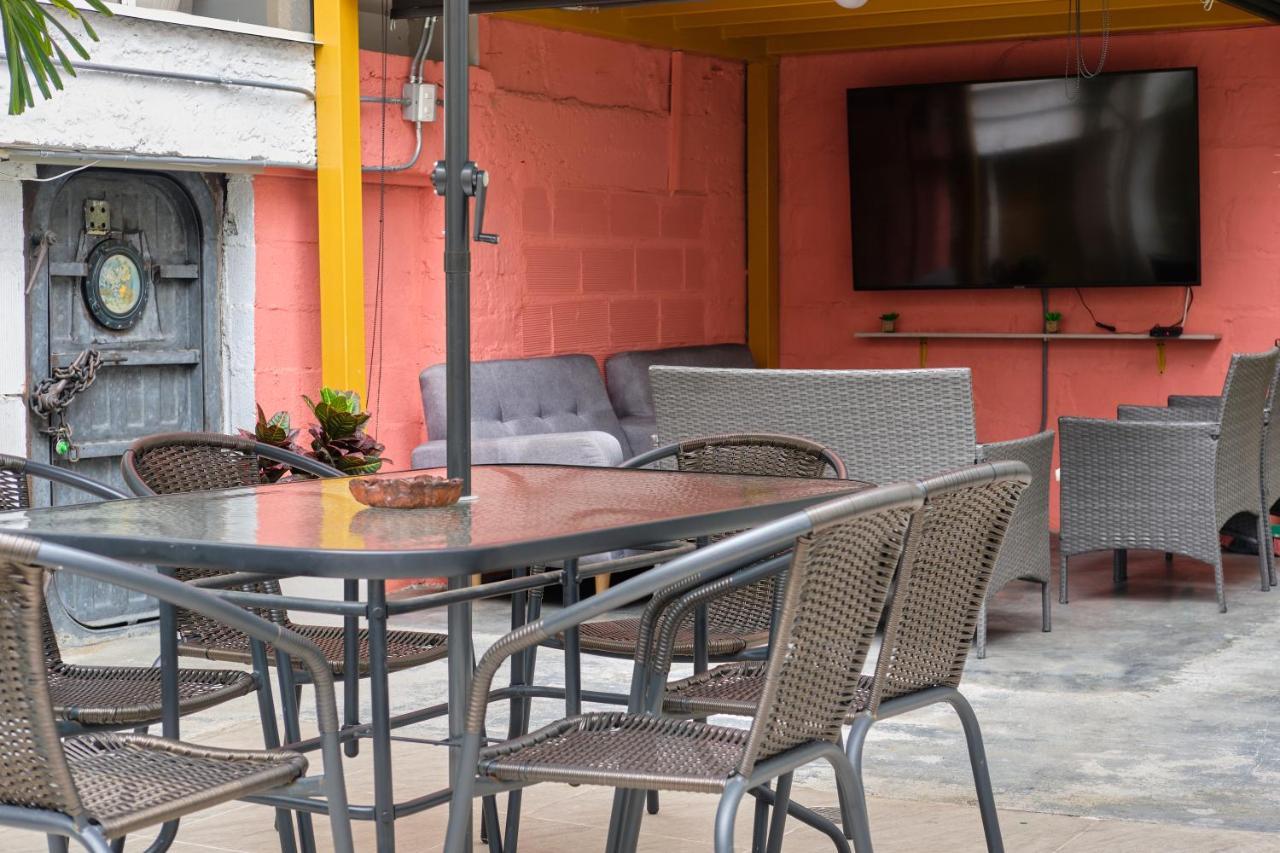 Botanica Casa Hotel 메딜린 외부 사진